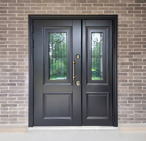 Двупольная дверь с остеклением Двупольная дверь с остеклением