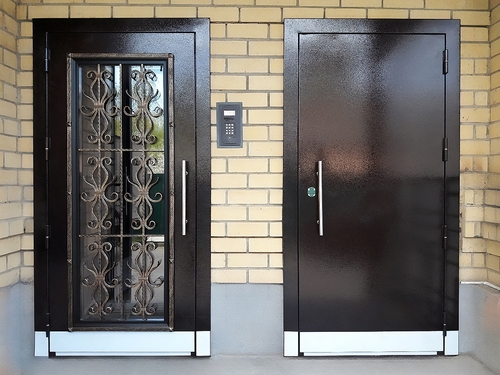 Подъездные порошковые двери Подъездные порошковые двери
