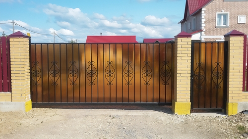 Ворота с поликарбонатом Ворота с поликарбонатом